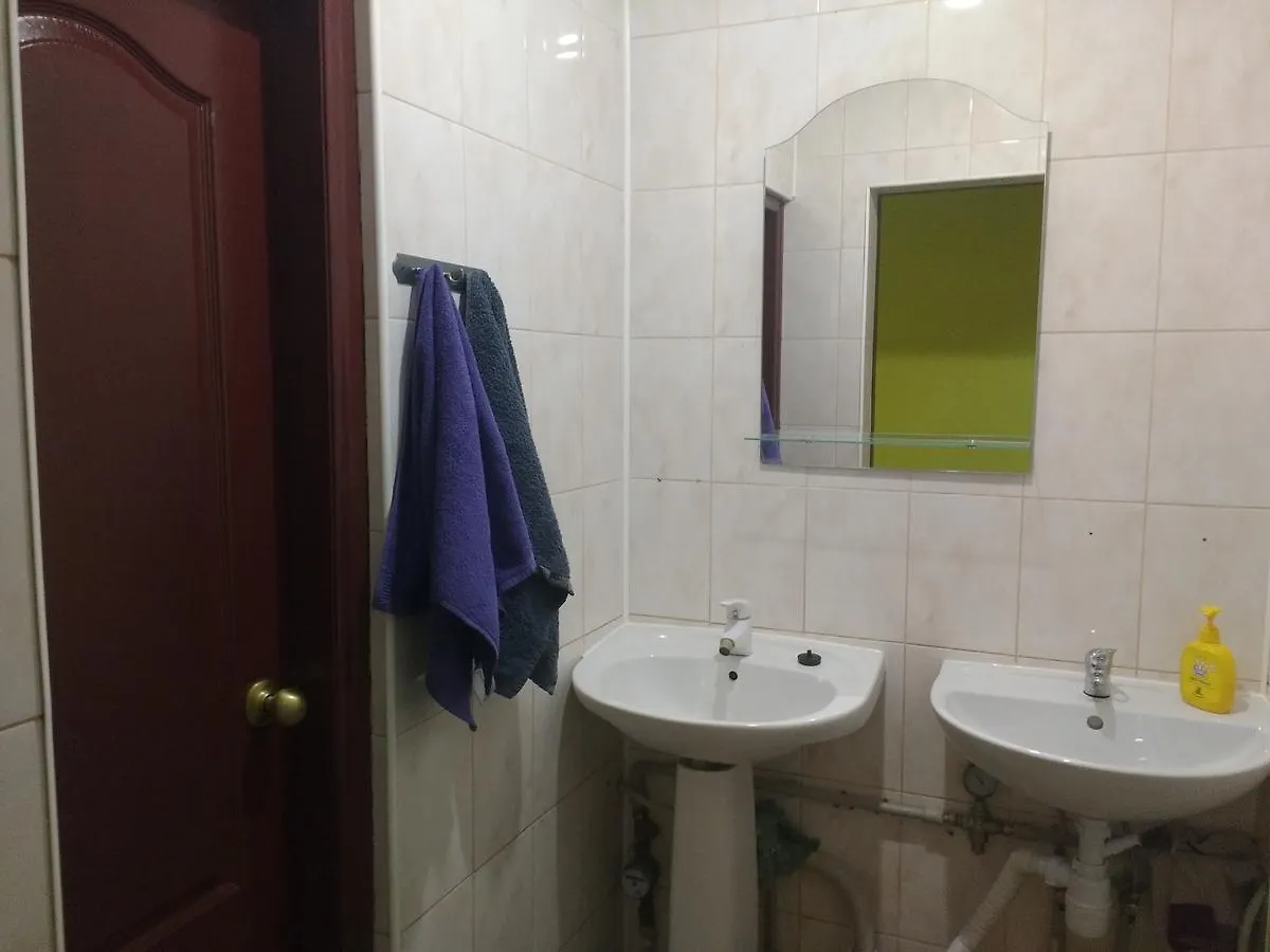 旅馆 Yourhostel Дорогожичи 基輔
